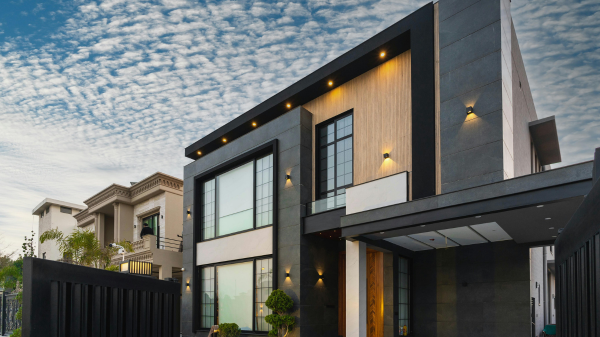 Tariffs and Mortgage Defaults: Are More Power of Sale Homes Coming?