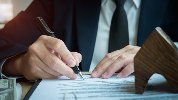Served with a Statement of Claim in Ontario? Take These Critical Steps!