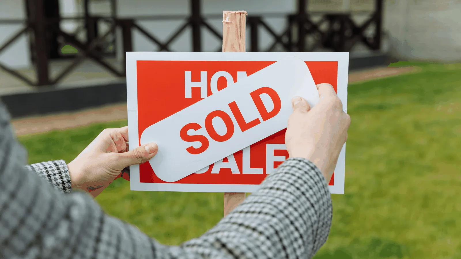 How Much Can My Lender Sell For After Eviction?
